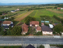 Casă de v&acirc;nzare in Hideaga la drumul National