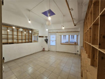 Spatiu comercial Central cu loc de parcare propriu