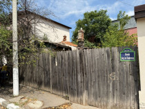 Teren de v&acirc;nzare &ndash; Zona Andronache, zona linistita