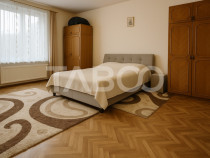 Apartament spatios de vanzare cu 3 camere la etajul 1 in Ora