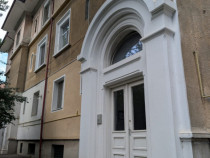 Aviatori-bloc tip vilă- 2 camere- renovat recent- boxă pe