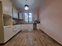 Aviatori-bloc tip vilă- 2 camere- renovat recent- boxă pe