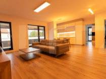 Apartament 3 camere, ISHO