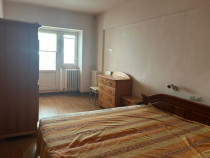 Ap. 3 cam decomandat - GARĂ, acces facil Univ. Al. Ioan Cuza