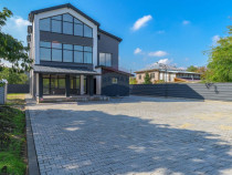 DE INCHIRIAT Spațiu comercial de 480mp Central BUFTEA