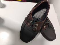 Pantofi piele comozi și ușori