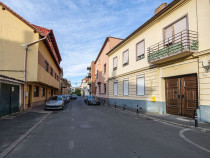 Etaj &icirc;ntreg de v&acirc;nzare, ultracentral &icirc;n Arad | 190.000...