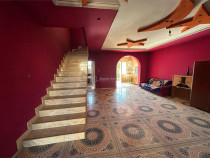 REPREZENARE EXCLUSIVA - Casa P E , constructie noua, garaj s