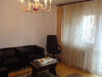 Inchiriez apartament 4 camere decomandat in Deva, et 3 Piata