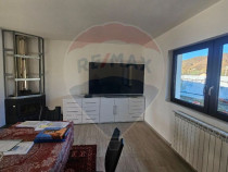 Casă / Vilă cu 5 camere de v&acirc;nzare