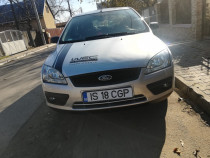 Ford focus 1.6 benzina