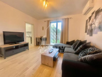 Apartament 2 camere, Centrala proprie , AC, curte , Mehala