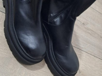 Vând cizme de dama