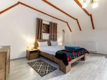 Casă / Vilă cu 7 camere de vânzare