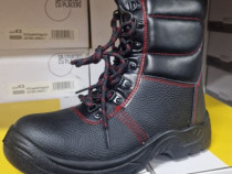 Bocanci pentru protectie santier