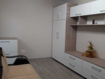 Garsoniera spatioasa in 13 Septembrie
