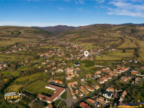 FILM! Domeniu de 6.221mp, livada pomi fructiferi casa si ane