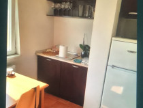 Obor langa metrou bloc reabilitat