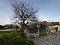 Casă de v&acirc;nzare, 105.50 mp, teren 483 mp, zona Centru
