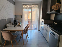 Apartament de 3 camere, zona Tineretului
