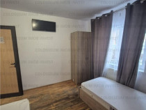 Apartament 3 camere, decomandat - zona Astra-Carpatilor