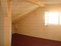 Apartament cu 4 camere - Brasovul Vechi