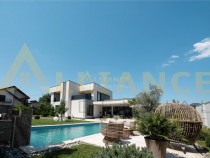 Vila individuala - 5 camere, 5 bai - Teren 850 MP, BERCENI