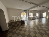 Spatiu comercial de inchiriat la casa 70 mpu la strada Crist