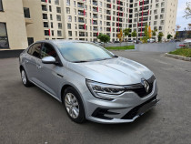 Renault Megane TCE 140 cai 2022 prim proprietar de nou in garantie