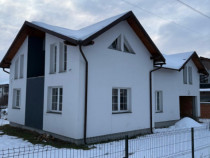 Casă &icirc;n Tăuții-Măgherăuș &ndash; 5 camere, &icirc;ncălzire &icirc;