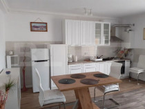 Apartament 2 camere, 57mp, parcare, zona Teilor