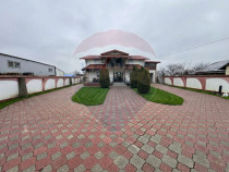 Casă / Vilă cu 5 camere de v&acirc;nzare