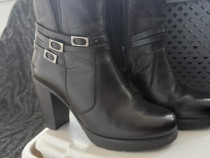 Ghete piele negre,36
