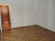Garsoniera de vanzare Astra-Calea Bucuresti