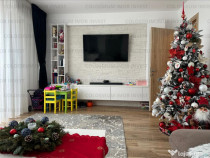 Apartament 2 camere , decomandat - zona Tractorul