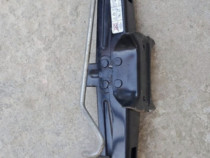 Crik foarfeca aproape nou