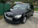 Volkswagen Touran facelift 7 locuri 1.9 TDI