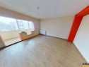 Tur 3D! Apartament pe 3 camere, decomandate, 80 mp, etajul 2