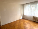 Apartament 3 camere parter inalt cu balcon amplasare excelen