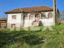 De v&acirc;nzare &ndash; Casă &icirc;n Curtea de Argeș, cartier Șipot