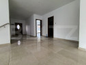 Casă cu 4 camere, 240 mp, teren 800 mp, zona Central