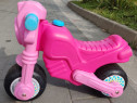 Motocicletă pentru fetițe , stare excelentă de funcționare .