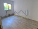 Apartament 4 camere decomandat, renovat, etajul 1 Grivitei