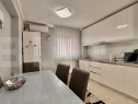 Apartament 3 camere, etaj intermediar cu lift, parcare, zon