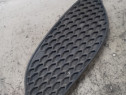 Grila proiector stanga Opel Zafira 2008