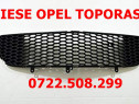 Grila din bara Opel Astra H OPC