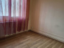 Apartament 3 camere zona Garii,etajul 1,2 balcoane,liber,11