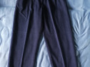 Pantaloni din stofă