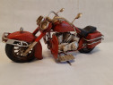 Motocicleta din metal, decorativă