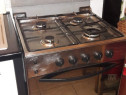 Aragaz Electrolux integral inox, 4 arzatoare, Cuptor, grill și rotisor